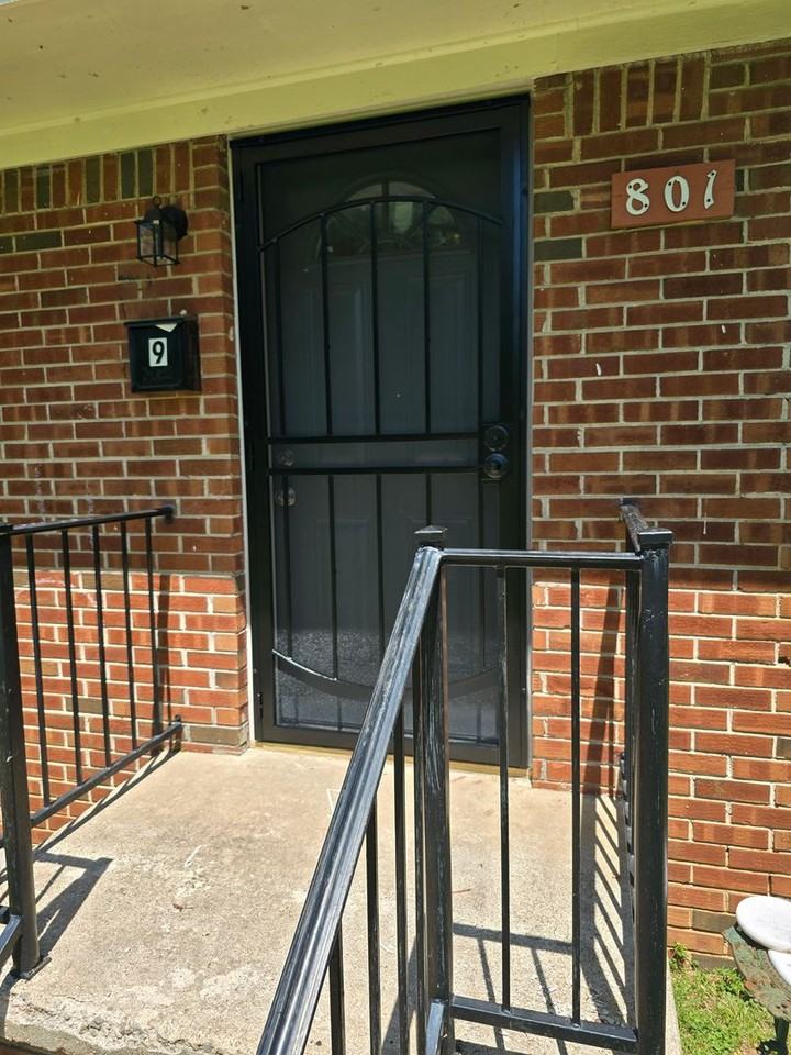 801 MR - Photo 2 of 21