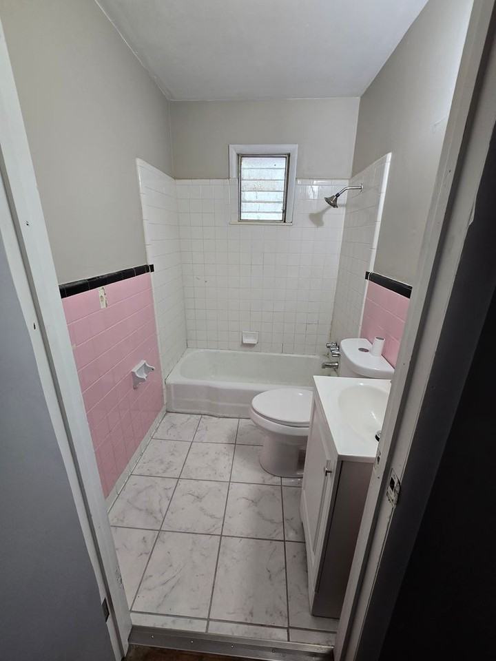 801 MR - Photo 5 of 21
