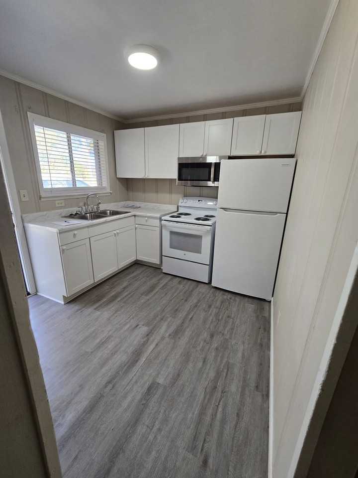 801 MR - Photo 7 of 21