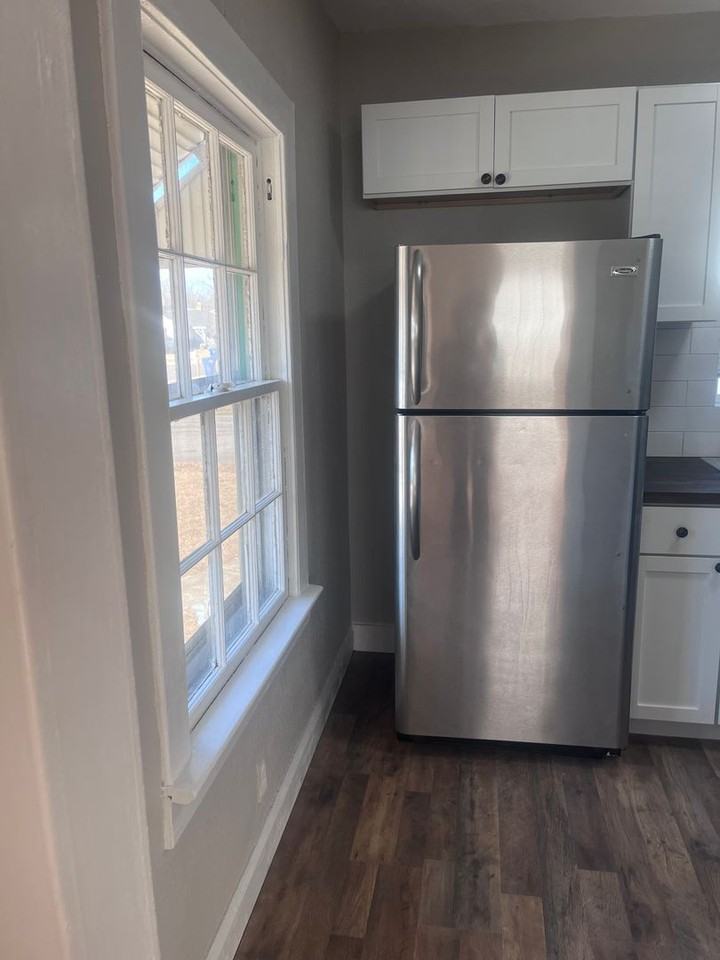 1120 N 36th St - Photo 6 of 8