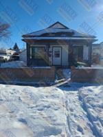 featured image of 215 Thomas St