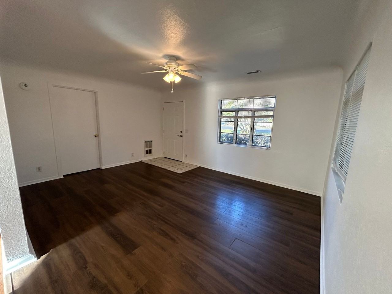 2408 Main St - Photo 2 of 17