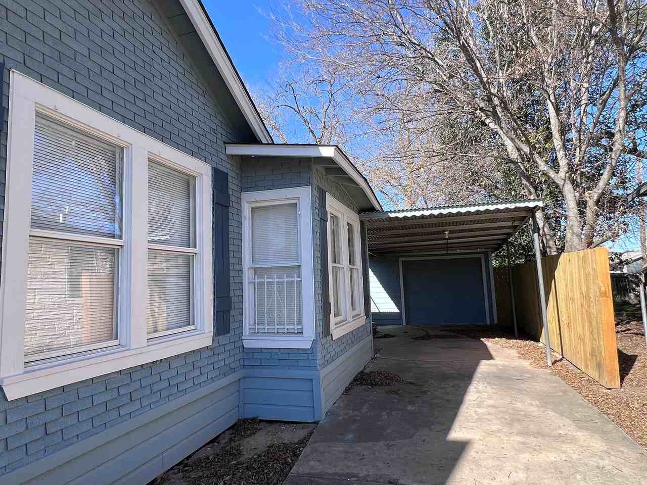215JENNING Ava Way - Photo 4 of 30