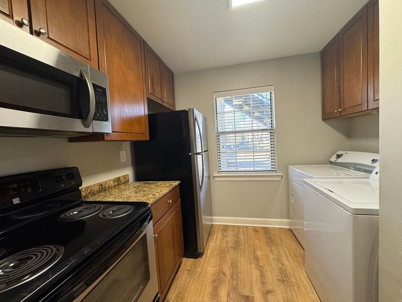 2112 Old Taylor Rd - Photo 3 of 15