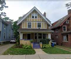 featured image of 415 North Division Street