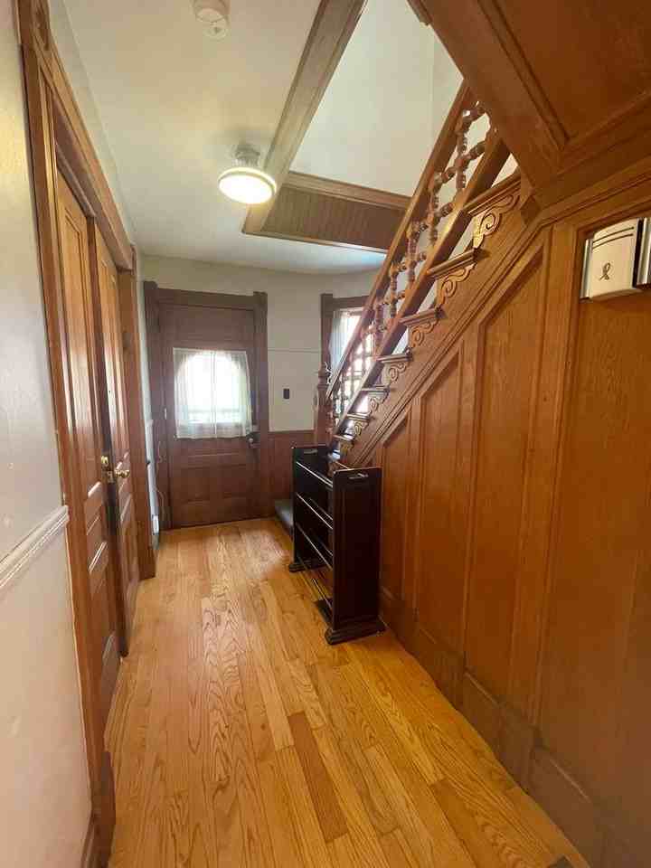 310 East William Street - Photo 5 of 45