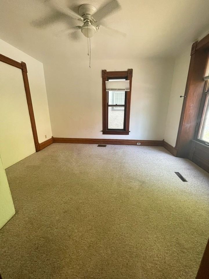 310 East William Street - Photo 6 of 45