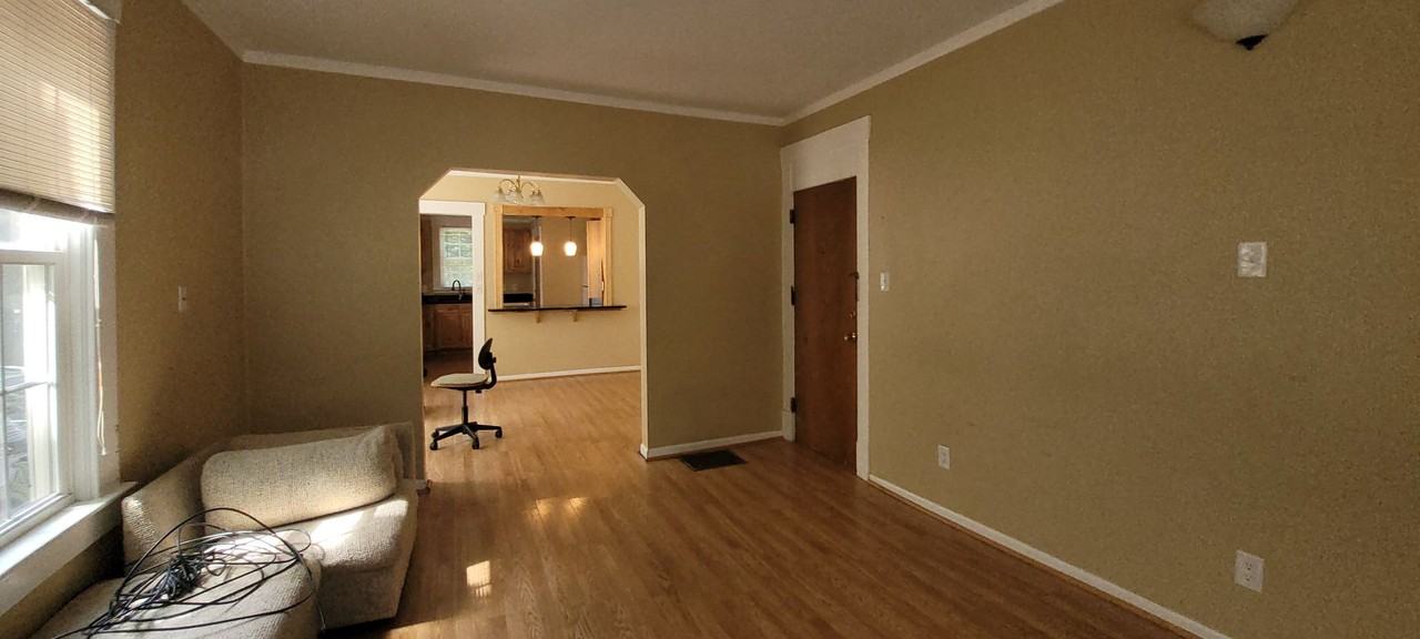 428 Hamilton Place - Photo 3 of 20