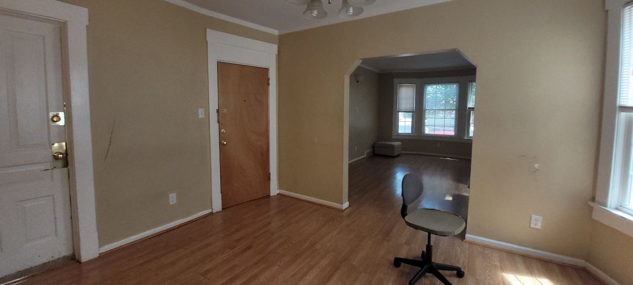 428 Hamilton Place - Photo 5 of 20