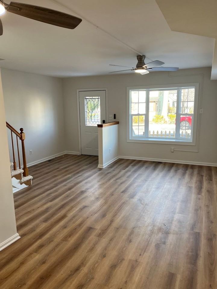 3941 7th St - Photo 3 of 10