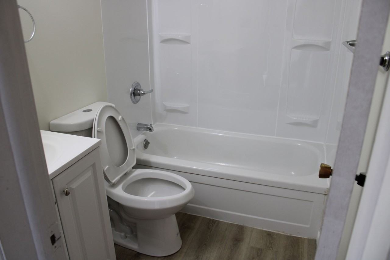 715 N 4th St - Photo 4 of 10