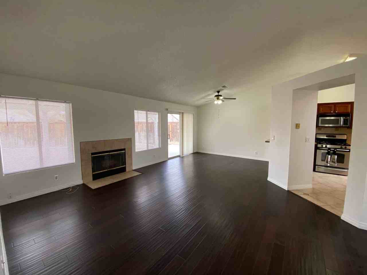 3840 Springfield Ct - Photo 2 of 14