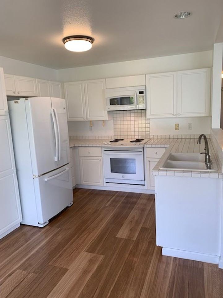 98-2042 Kaahumanu St #C - Photo 6 of 31