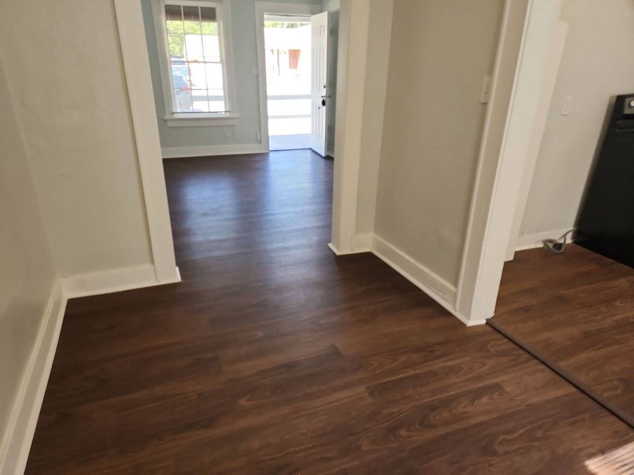 2944 Nw 13th St - Photo 5 of 16