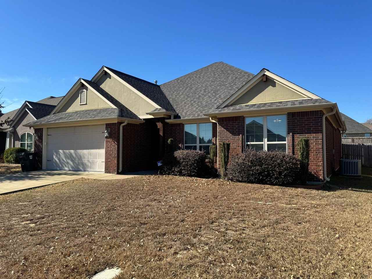 7357 Flat Rock Ln - Photo 2 of 31