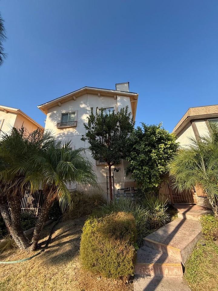 17311 Chatsworth St - Photo 2 of 25