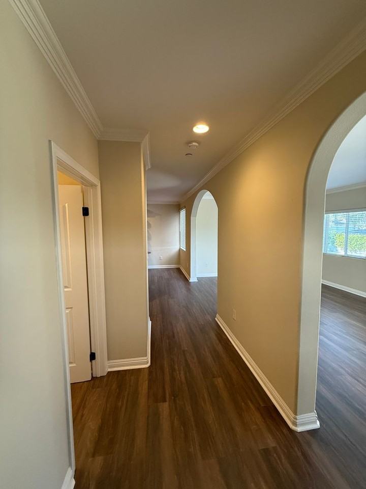 17311 Chatsworth St - Photo 4 of 25