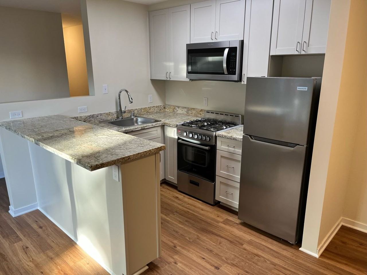101 Broderick St #103 - Photo 5 of 22