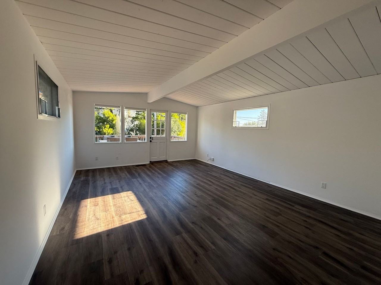 21 Palm Ave - Photo 2 of 13