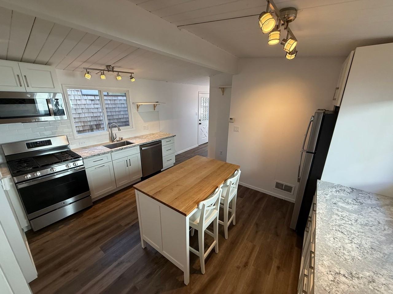 21 Palm Ave - Photo 6 of 14