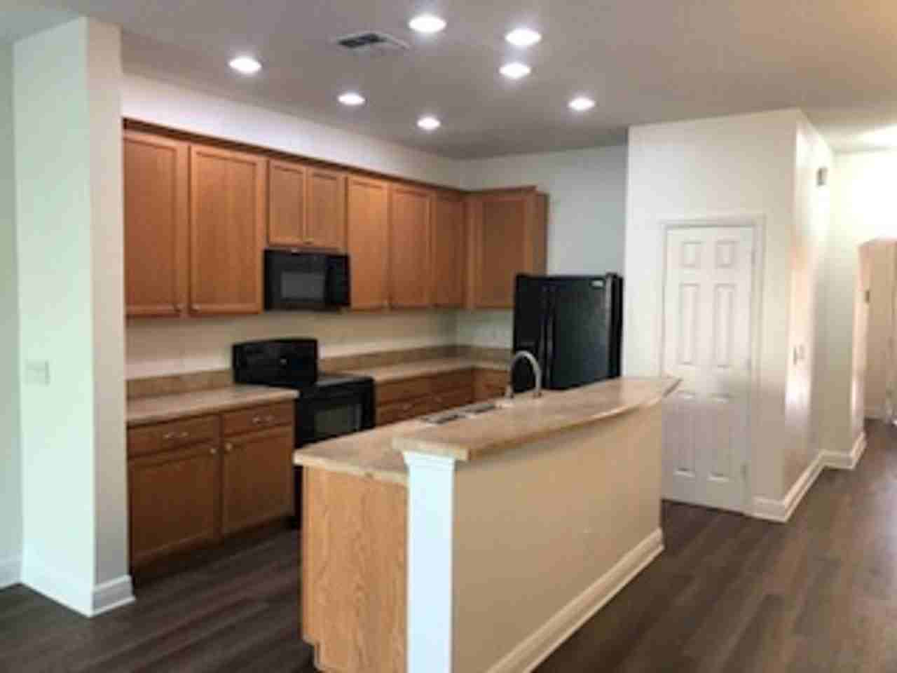 518 Lake Eagle Ln - Photo 3 of 22