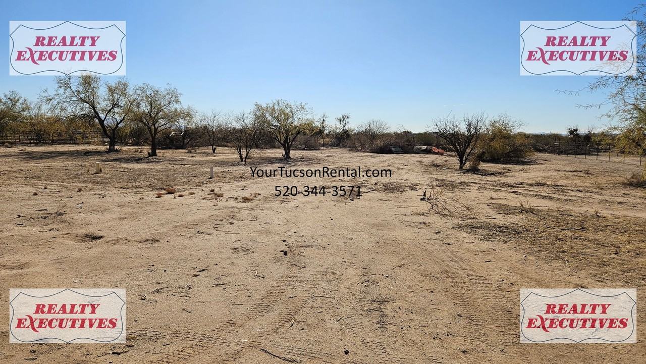 16075 W El Tiro Rd - Photo 4 of 32