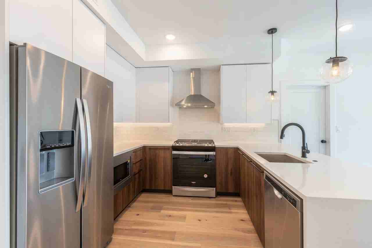 The Vine (1723) - Photo 2 of 28