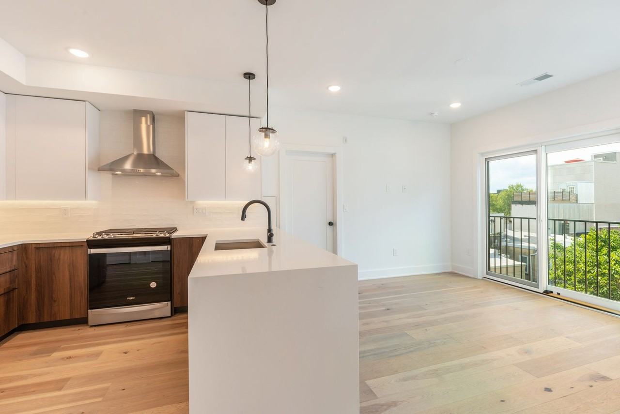 The Vine (1723) - Photo 6 of 28