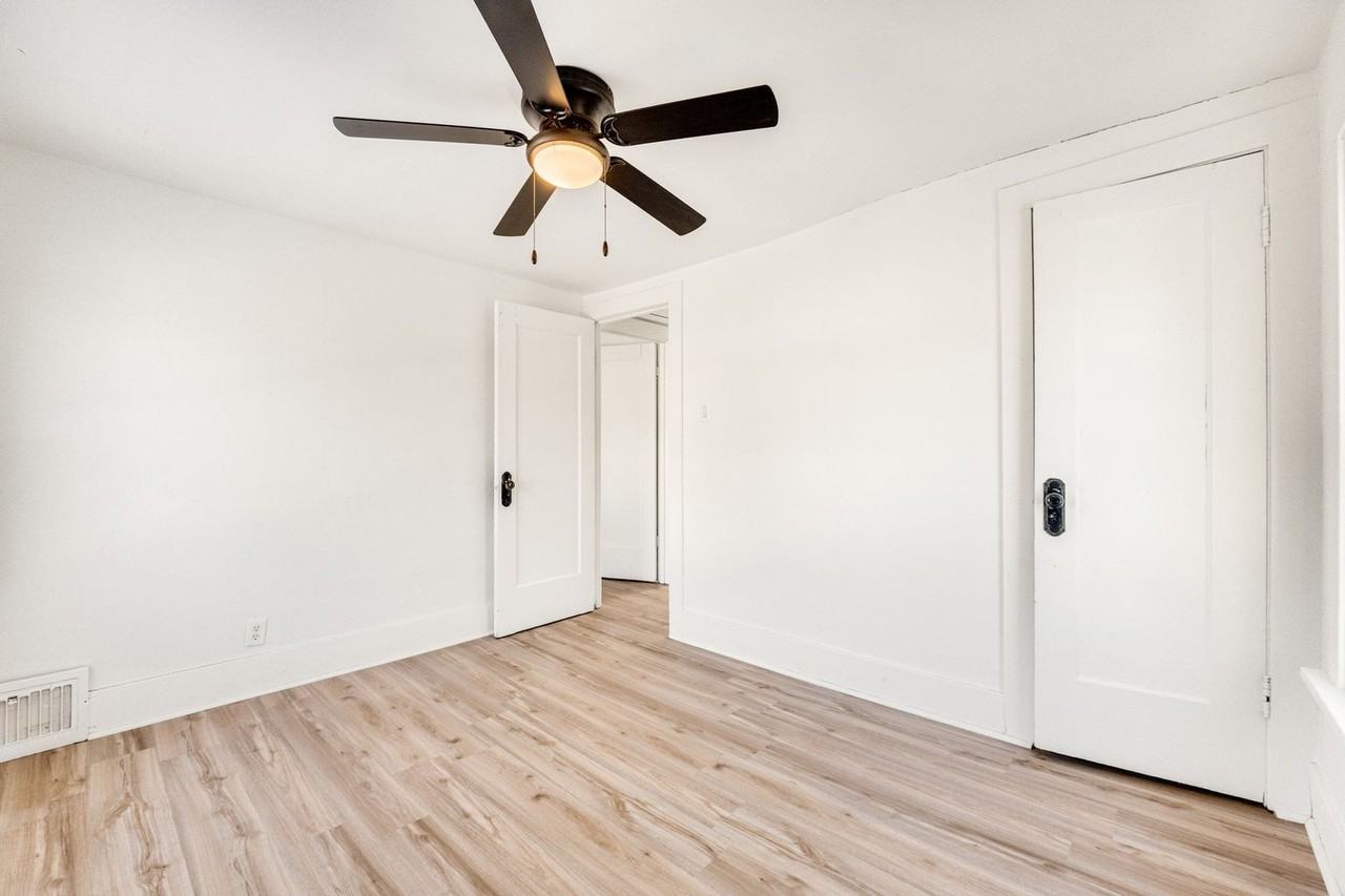 1721 3rd St - Photo 3 of 29