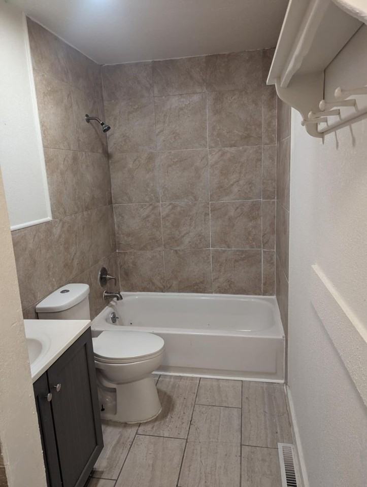 1501 E Blaine St #A - Photo 6 of 7