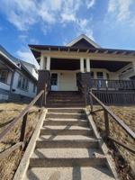 featured image of 2524 N Hubbard St