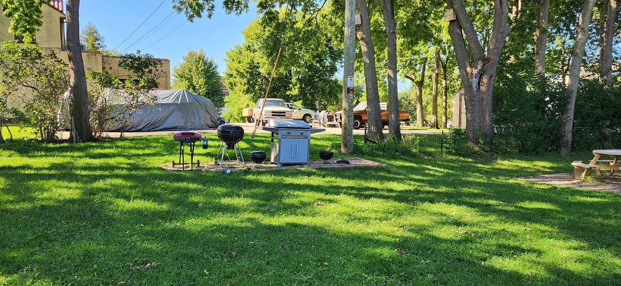 west218 - Photo 2 of 3