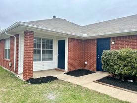 314 Schumacher Dr - Photo 1 of 1