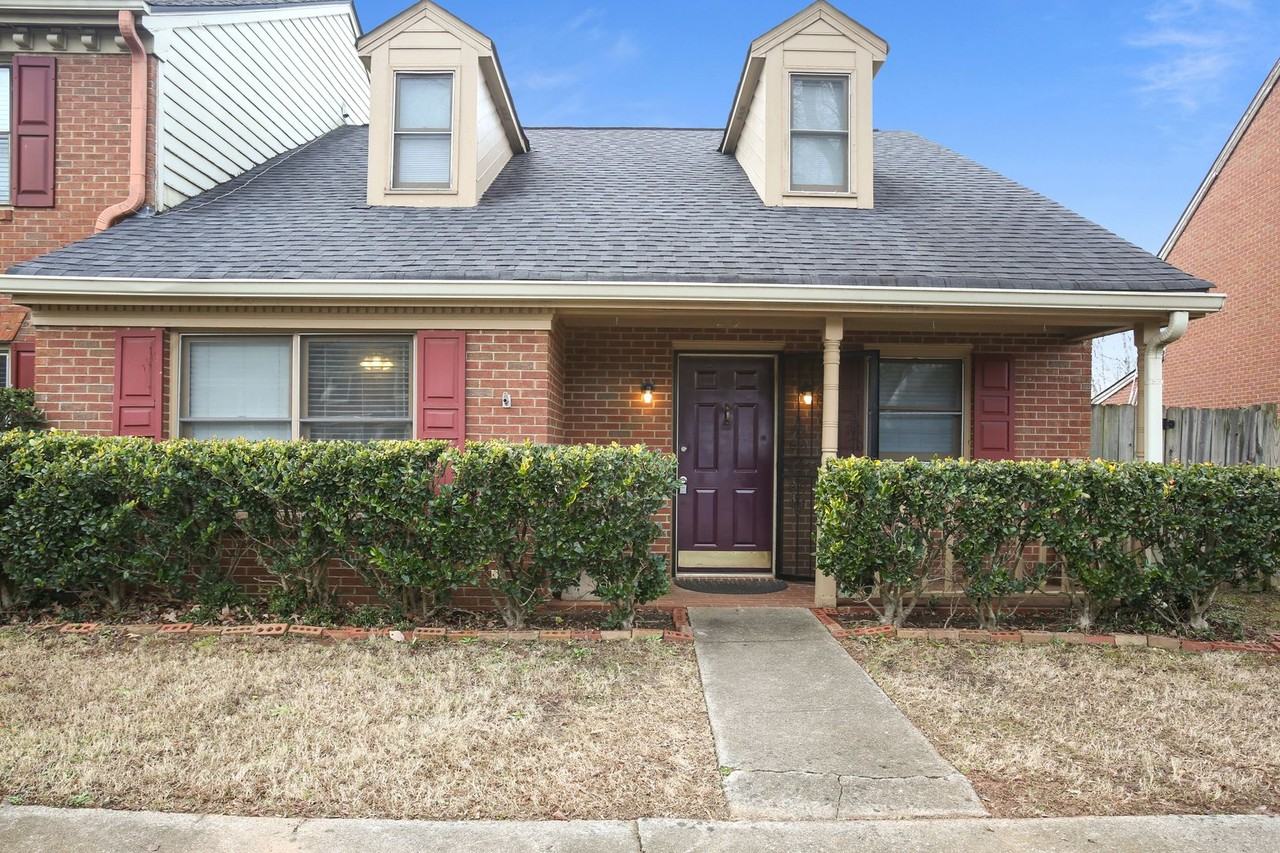 245 Towergate Pl - Photo 2 of 24