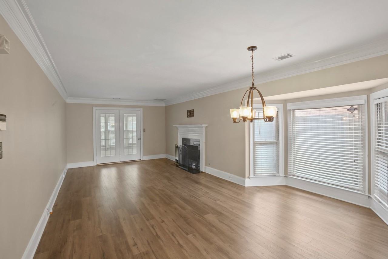 245 Towergate Pl - Photo 7 of 24