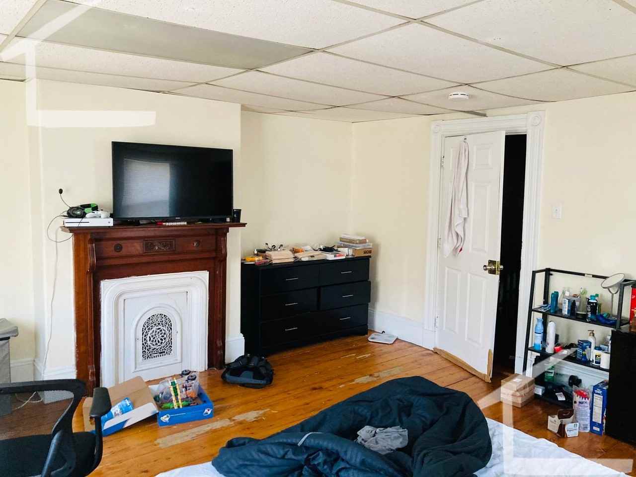 16 Pratt St - Photo 4 of 13