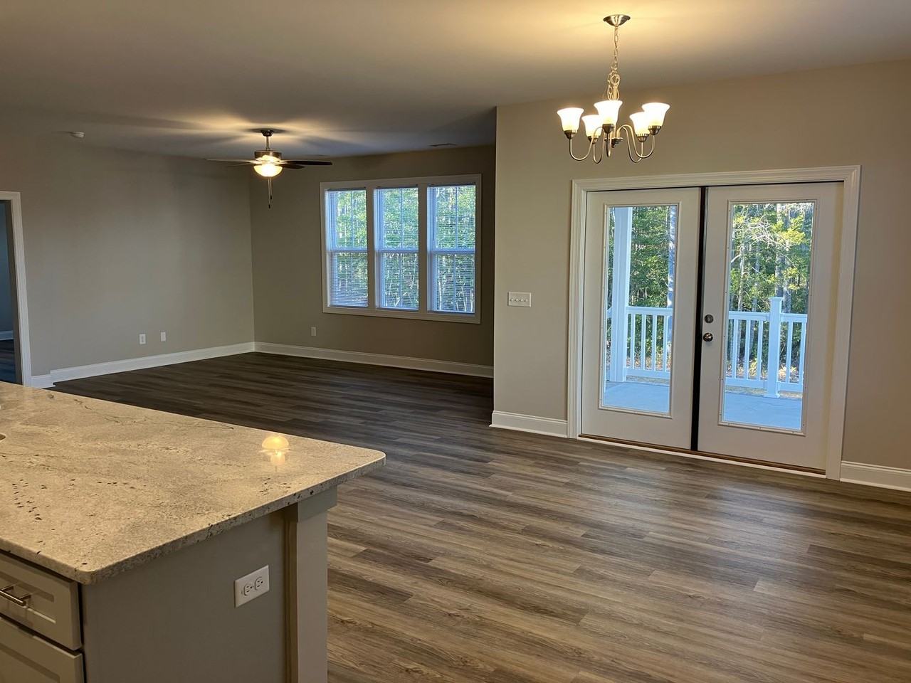 753 Pantego Blvd Se - Photo 4 of 46