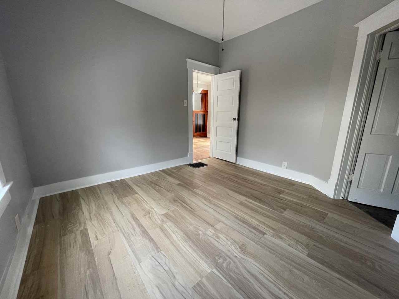 1431 Sw Polk St - Photo 6 of 9