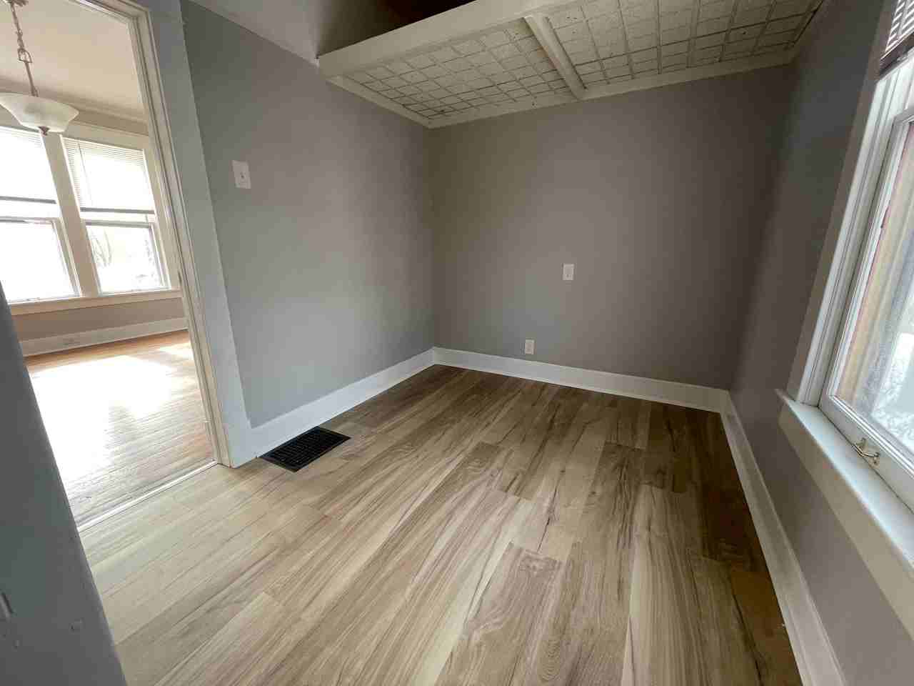 1431 Sw Polk St - Photo 7 of 9