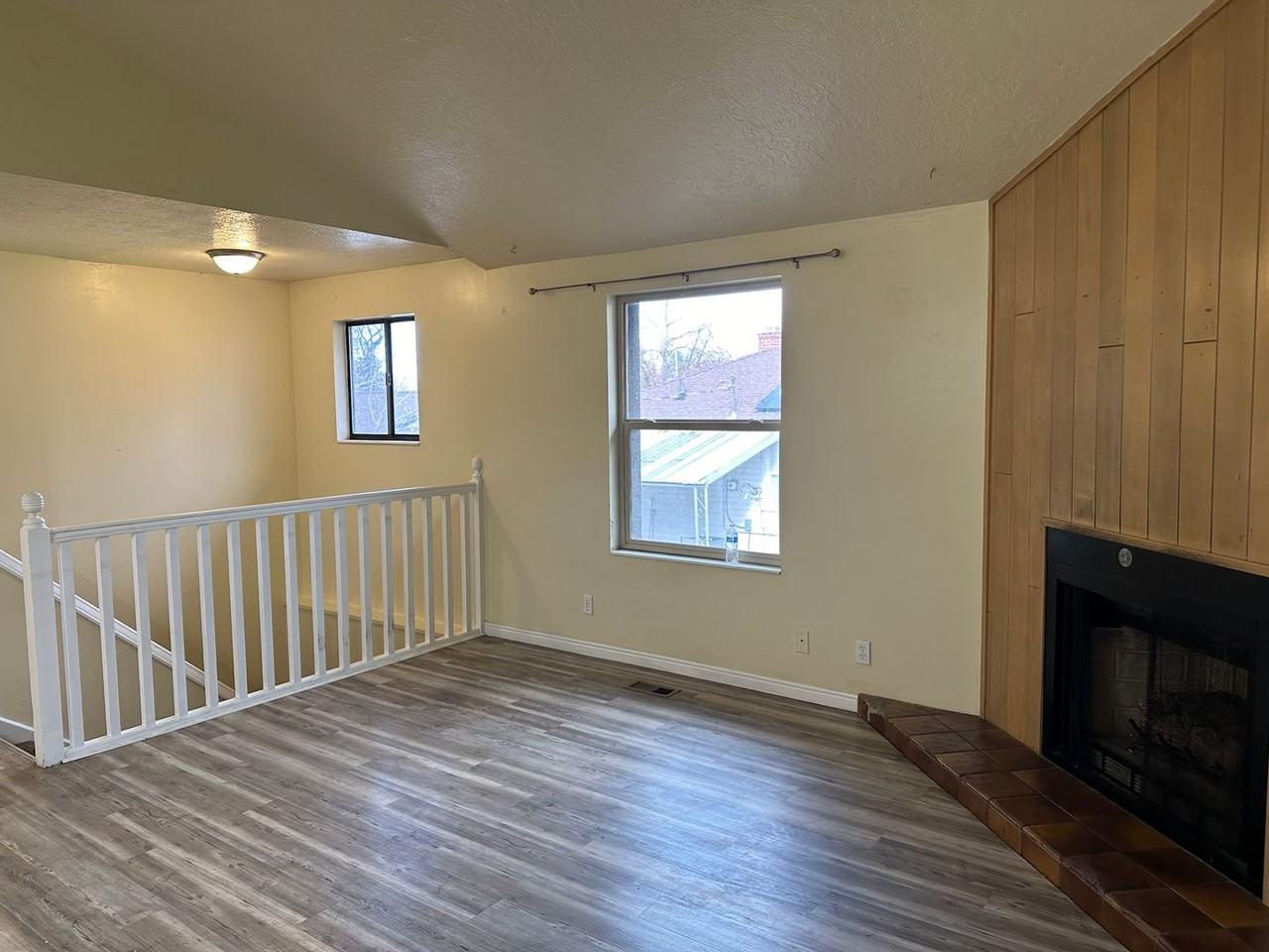 3221 Van Buren Ave #A - Photo 2 of 14