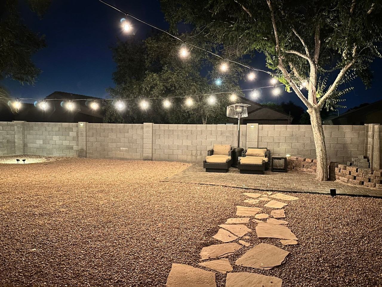 1616 W Kesler Ln - Photo 2 of 12