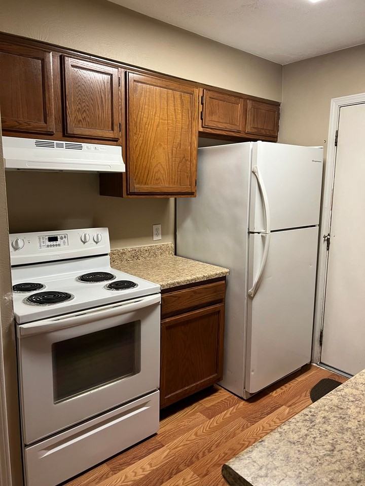 5705 E Texas St #54 - Photo 2 of 10