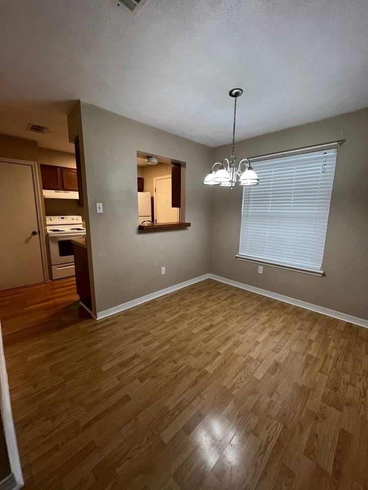 5705 E Texas St #54 - Photo 4 of 10