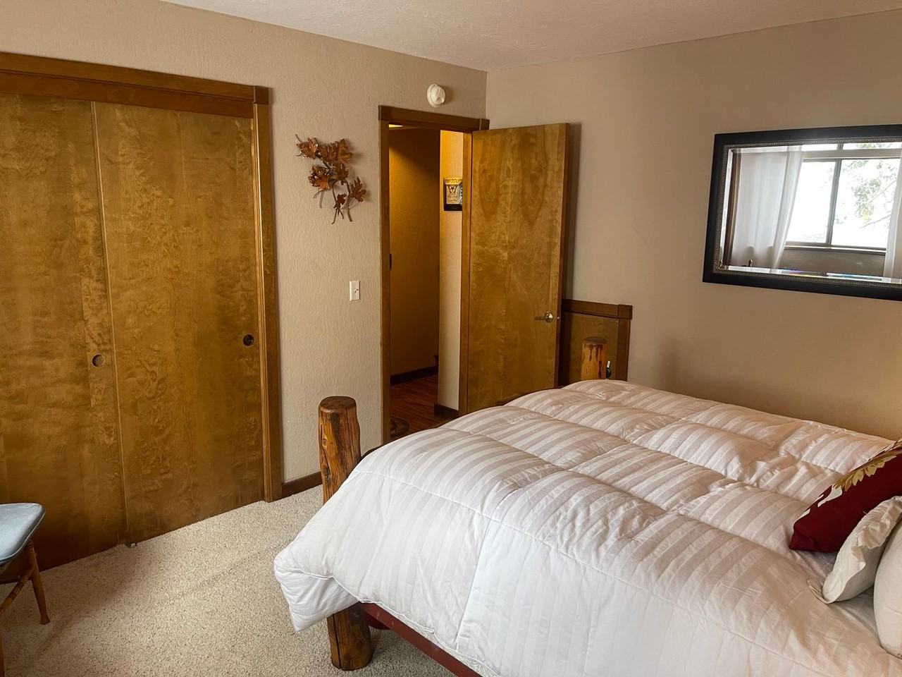 654 Jeff Ln - Photo 5 of 44