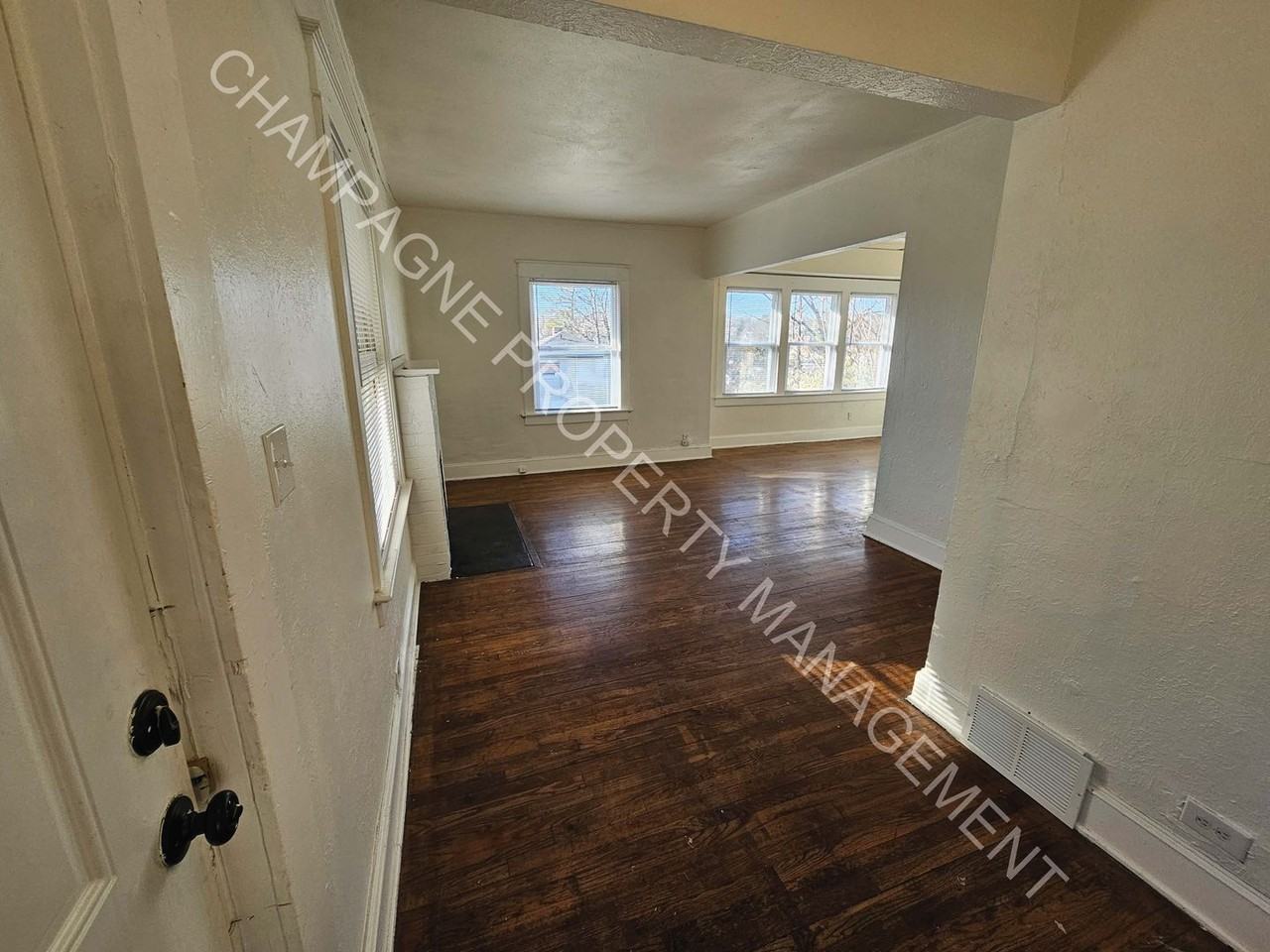 2414 E 42nd St - Photo 2 of 11