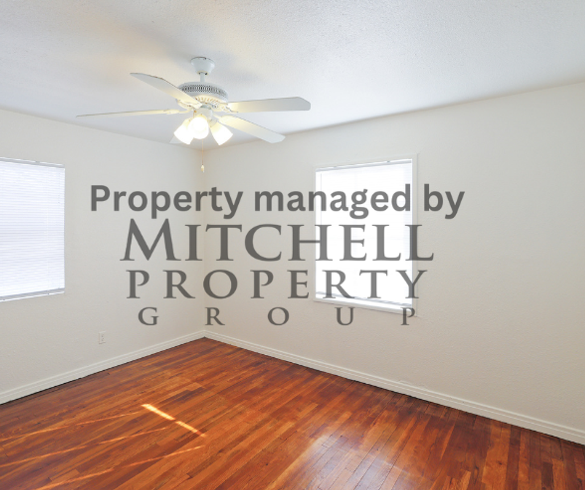 4646 Bowie St - Photo 4 of 7