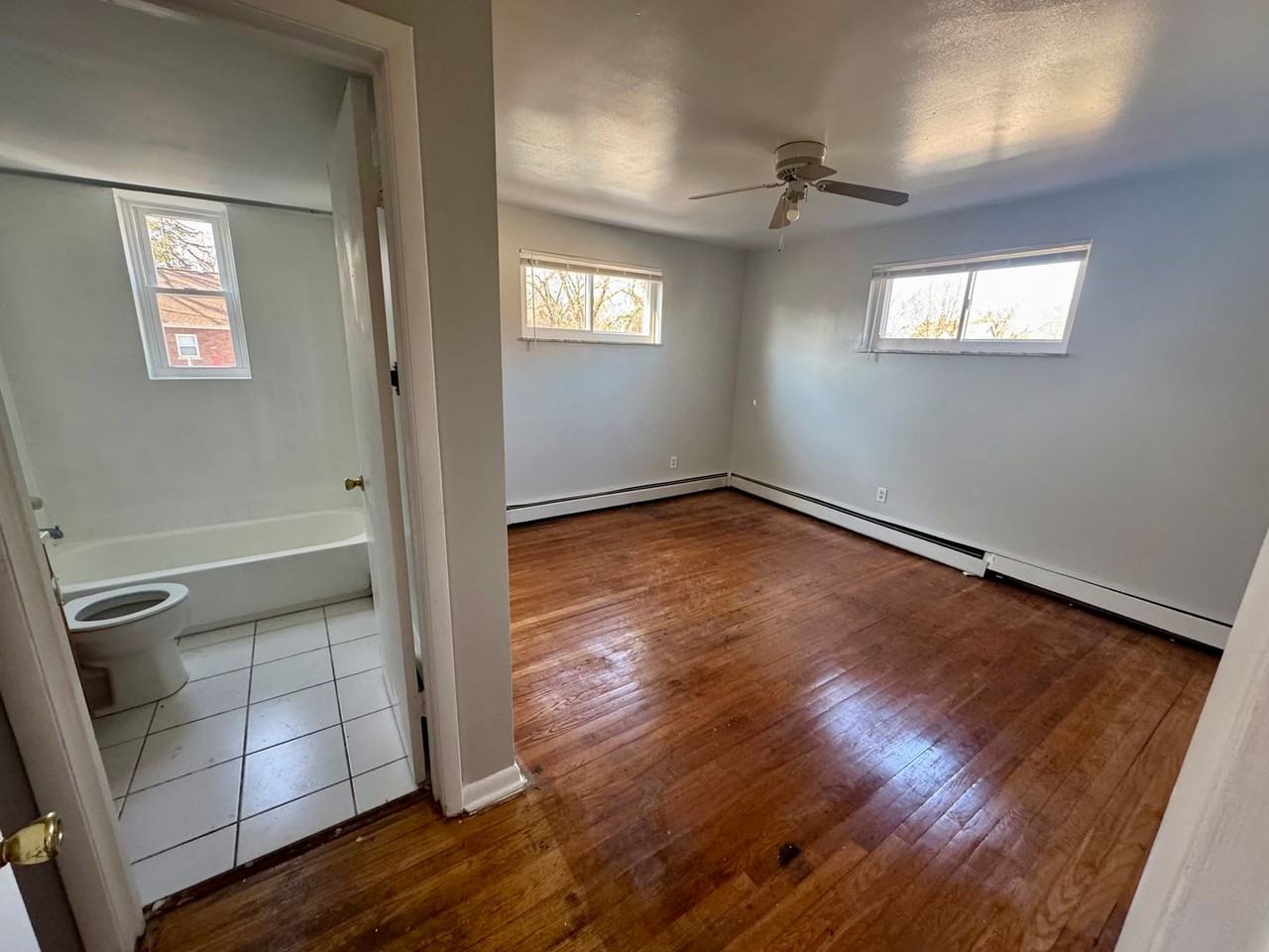 7419 Werner Ave - Photo 3 of 4