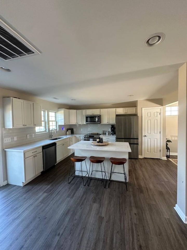 174 Allans Mill Dr - Photo 4 of 25
