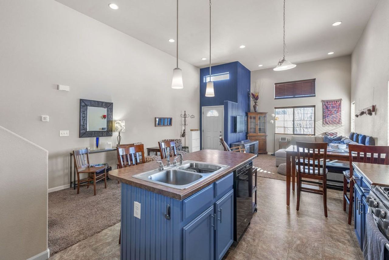 153 Brass Ct - Photo 5 of 35