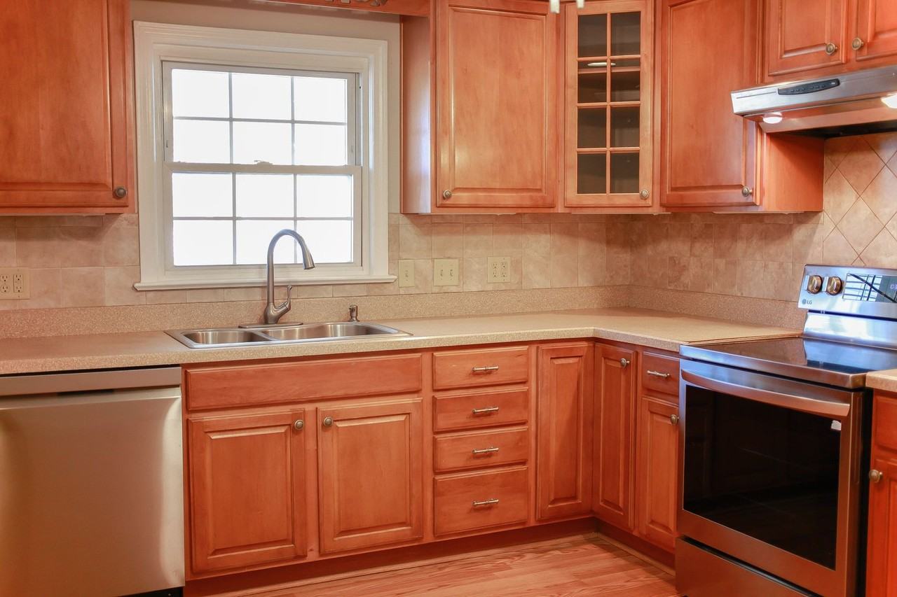 149 S Parliament Dr - Photo 5 of 27